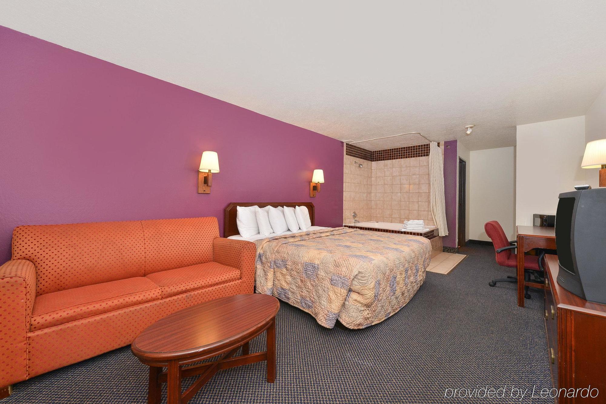 Americas Best Value Inn & Suites Ft Collins E At I-25 Fort Collins Exterior foto
