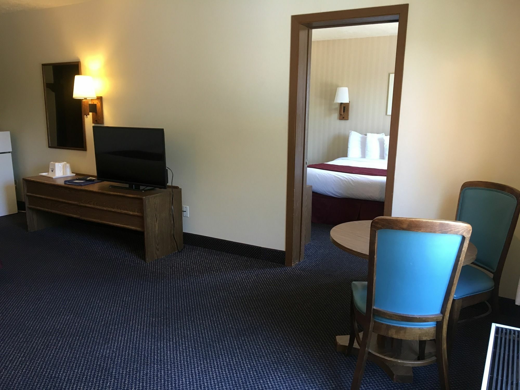 Americas Best Value Inn & Suites Ft Collins E At I-25 Fort Collins Exterior foto