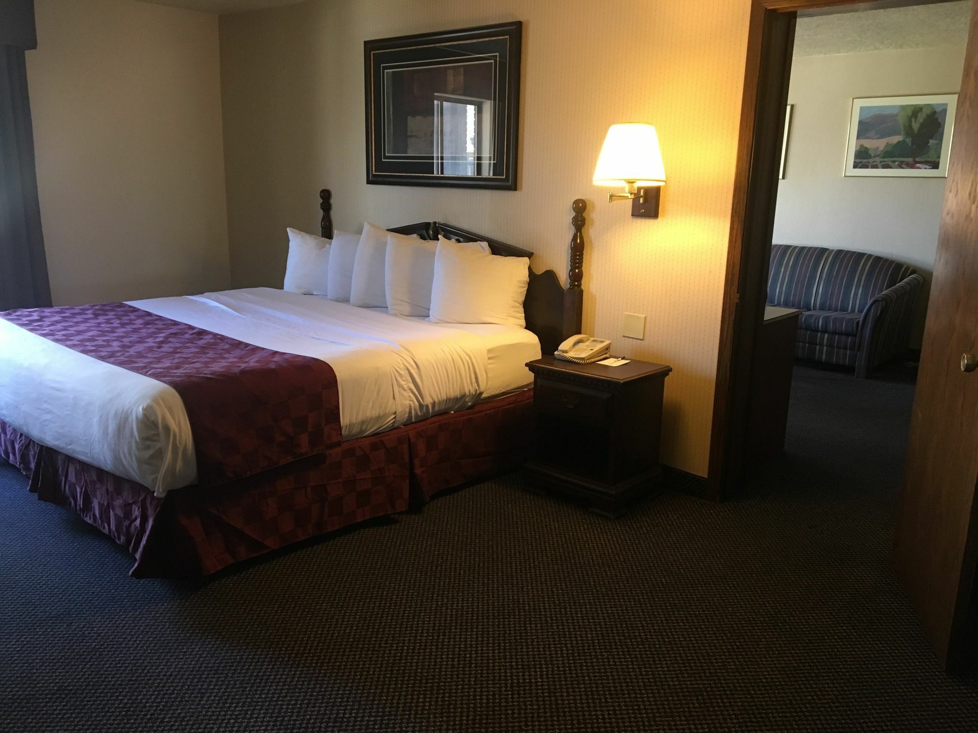 Americas Best Value Inn & Suites Ft Collins E At I-25 Fort Collins Exterior foto